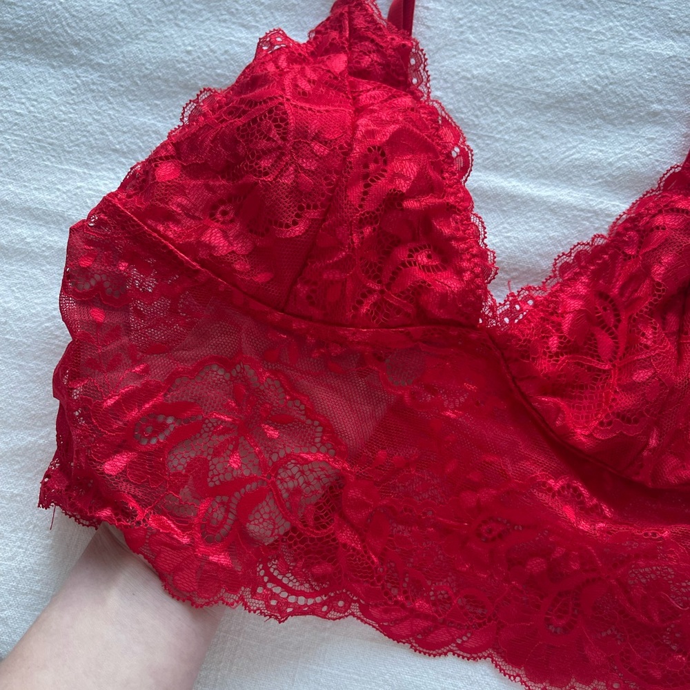 Shein Crop Top - Picture 2 of 5